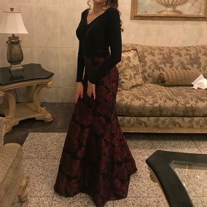 Gorgeous wine and black evening gown with long sleeve